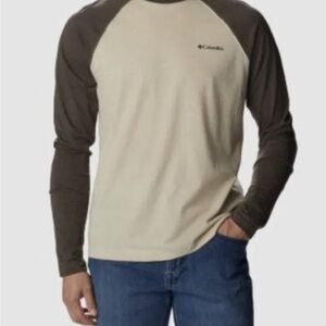 Columbia men’s raglan shirt. size XXL.